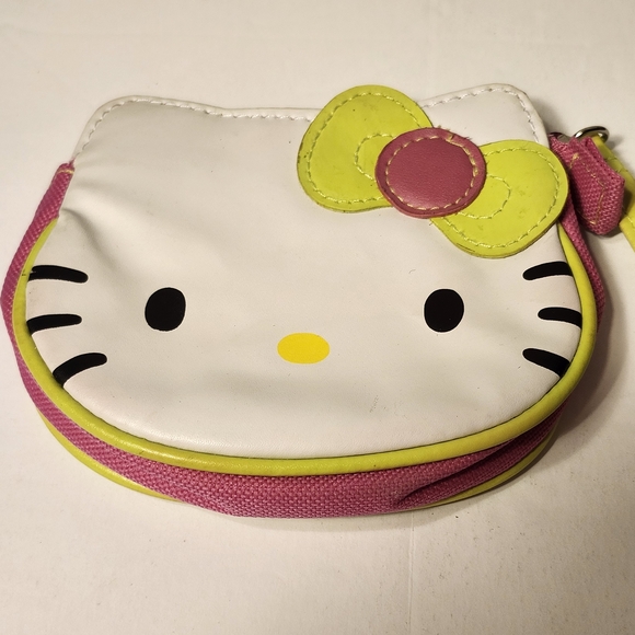 Hello Kitty White, Green and Pink Kids Wristlet Purse - Picture 2 of 9